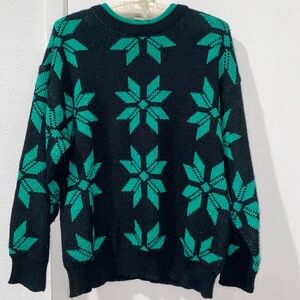 Black and Green Patterned Women's Sweater